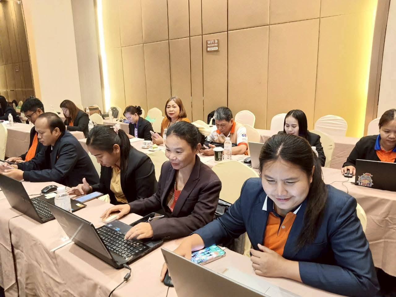 โครงการประชุมปฏิบัติการ วิเคราะห์องค์กร เพื่อกำหนดกลยุทธ์การส่งเสริมการเรียนรู้ตลอดชีวิตและการส่งเสริมการอ่าน