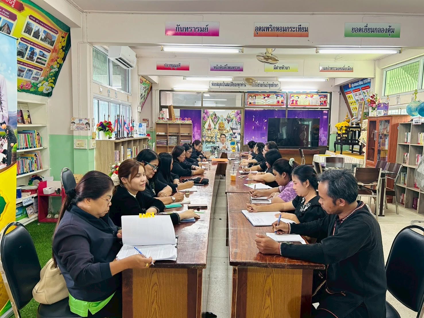 เข้าร่วม “ประชุมประจำเดือนผู้บริหารข้าราชการ พนักงานราชการ และบุคลากรทางการศึกษา สกร.ระดับอำเภอกันทรารมย์ ประจำปีงบประมาณ ๒๕๖๙”
